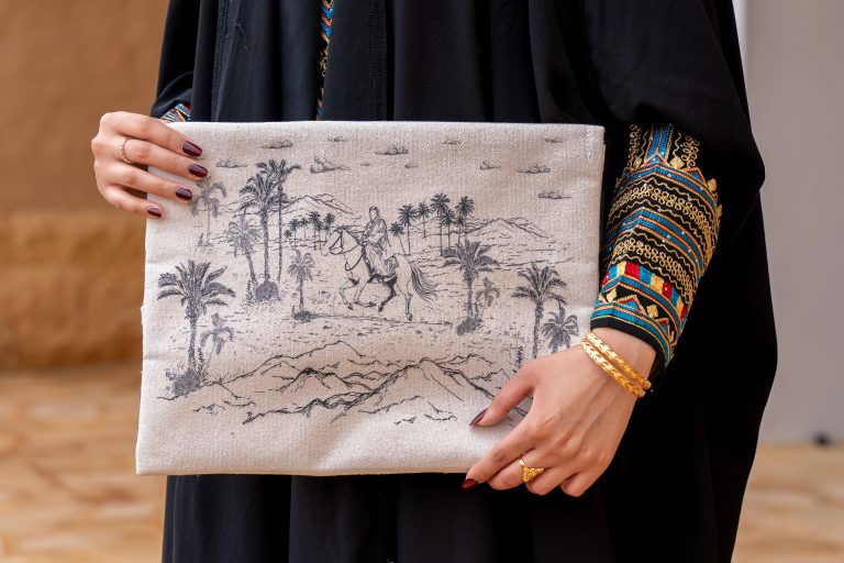 باوتش عبية (فرس الملك عبد العزيز-طيب الله ثراه) من متجر إراث